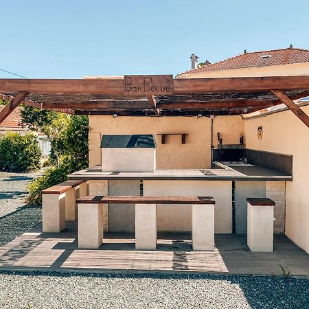 Reve D'Azur, Mazet En Bord De Mer, Parking, Piscine Partagee, Terrasse Bbq & Draps Inclus La Nartelle, 1 Salon, 1 Chambre, 1 Cuisine , 1 Sdb Sainte-Maxime Extérieur photo