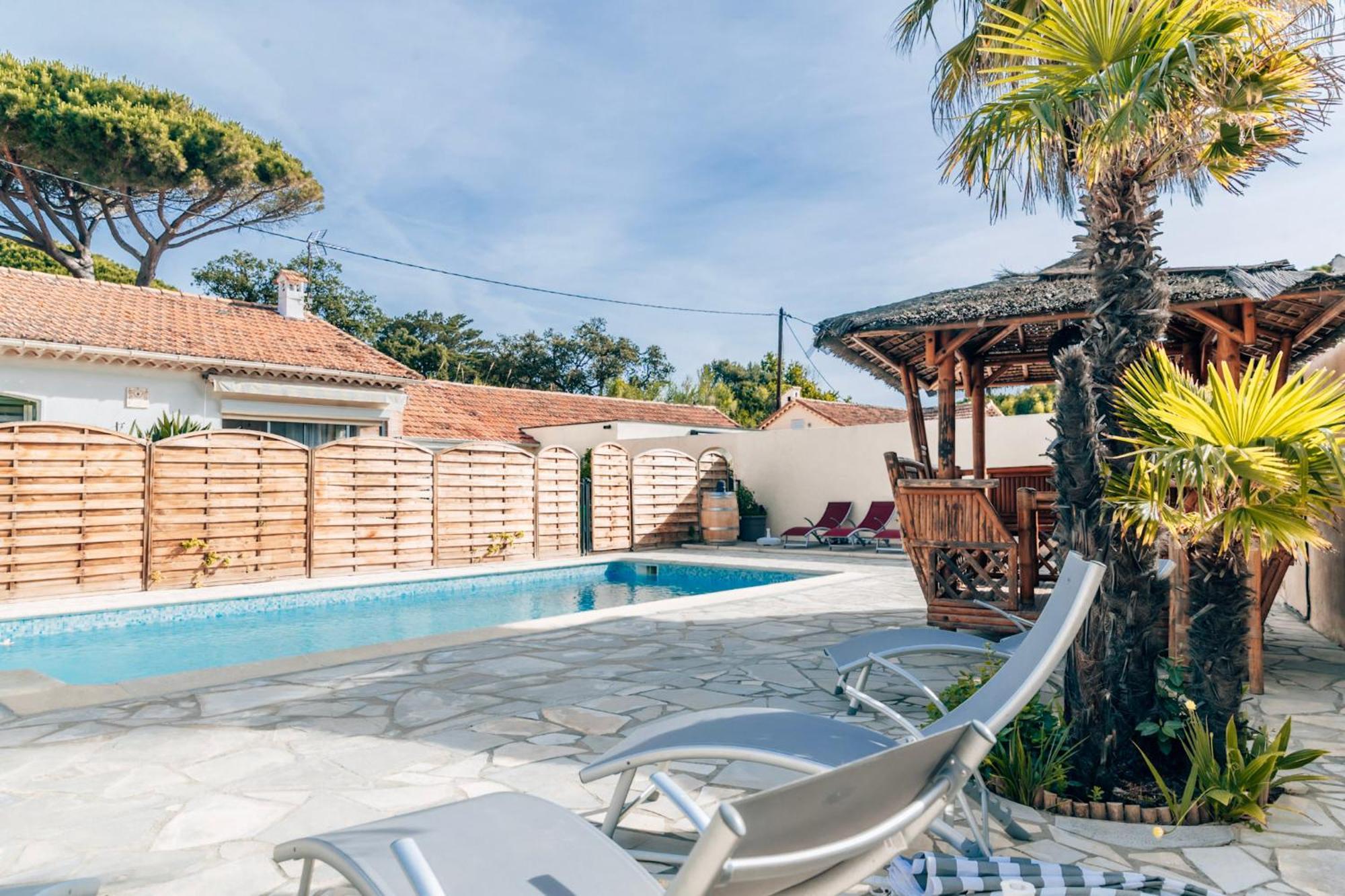 Reve D'Azur, Mazet En Bord De Mer, Parking, Piscine Partagee, Terrasse Bbq & Draps Inclus La Nartelle, 1 Salon, 1 Chambre, 1 Cuisine , 1 Sdb Sainte-Maxime Extérieur photo