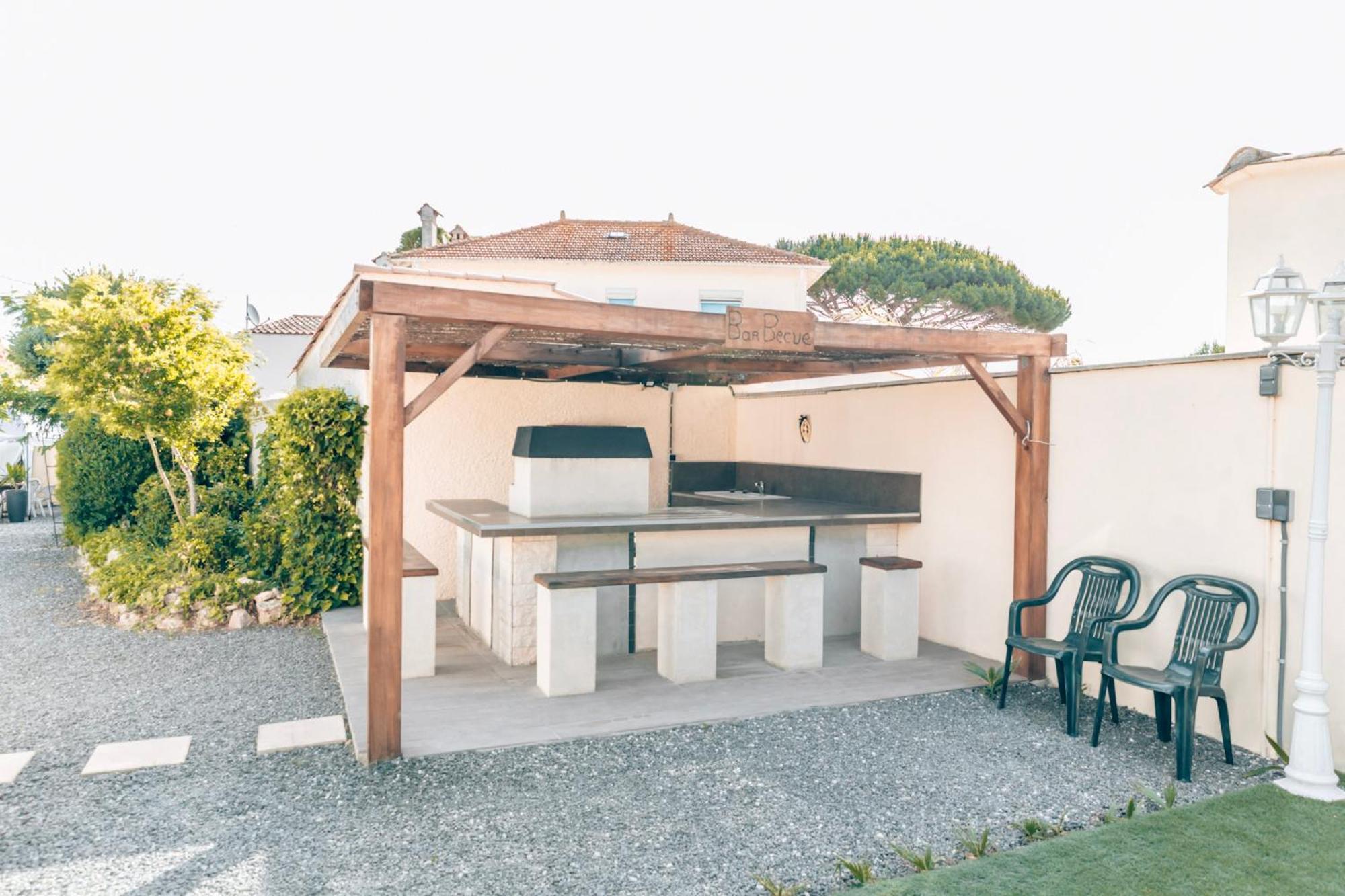 Reve D'Azur, Mazet En Bord De Mer, Parking, Piscine Partagee, Terrasse Bbq & Draps Inclus La Nartelle, 1 Salon, 1 Chambre, 1 Cuisine , 1 Sdb Sainte-Maxime Extérieur photo