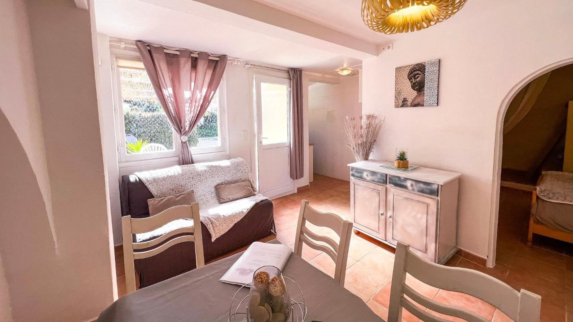 Reve D'Azur, Mazet En Bord De Mer, Parking, Piscine Partagee, Terrasse Bbq & Draps Inclus La Nartelle, 1 Salon, 1 Chambre, 1 Cuisine , 1 Sdb Sainte-Maxime Extérieur photo