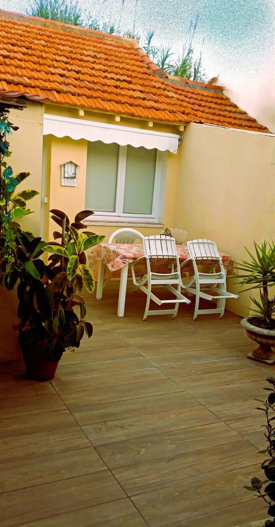 Reve D'Azur, Mazet En Bord De Mer, Parking, Piscine Partagee, Terrasse Bbq & Draps Inclus La Nartelle, 1 Salon, 1 Chambre, 1 Cuisine , 1 Sdb Sainte-Maxime Extérieur photo