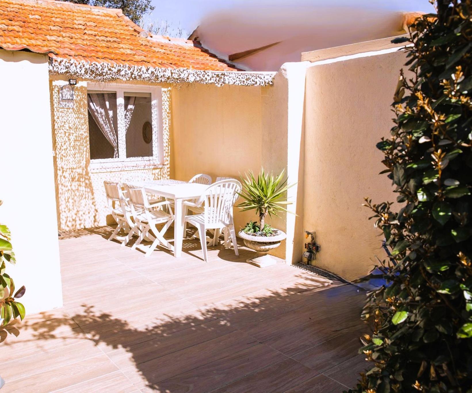Reve D'Azur, Mazet En Bord De Mer, Parking, Piscine Partagee, Terrasse Bbq & Draps Inclus La Nartelle, 1 Salon, 1 Chambre, 1 Cuisine , 1 Sdb Sainte-Maxime Extérieur photo